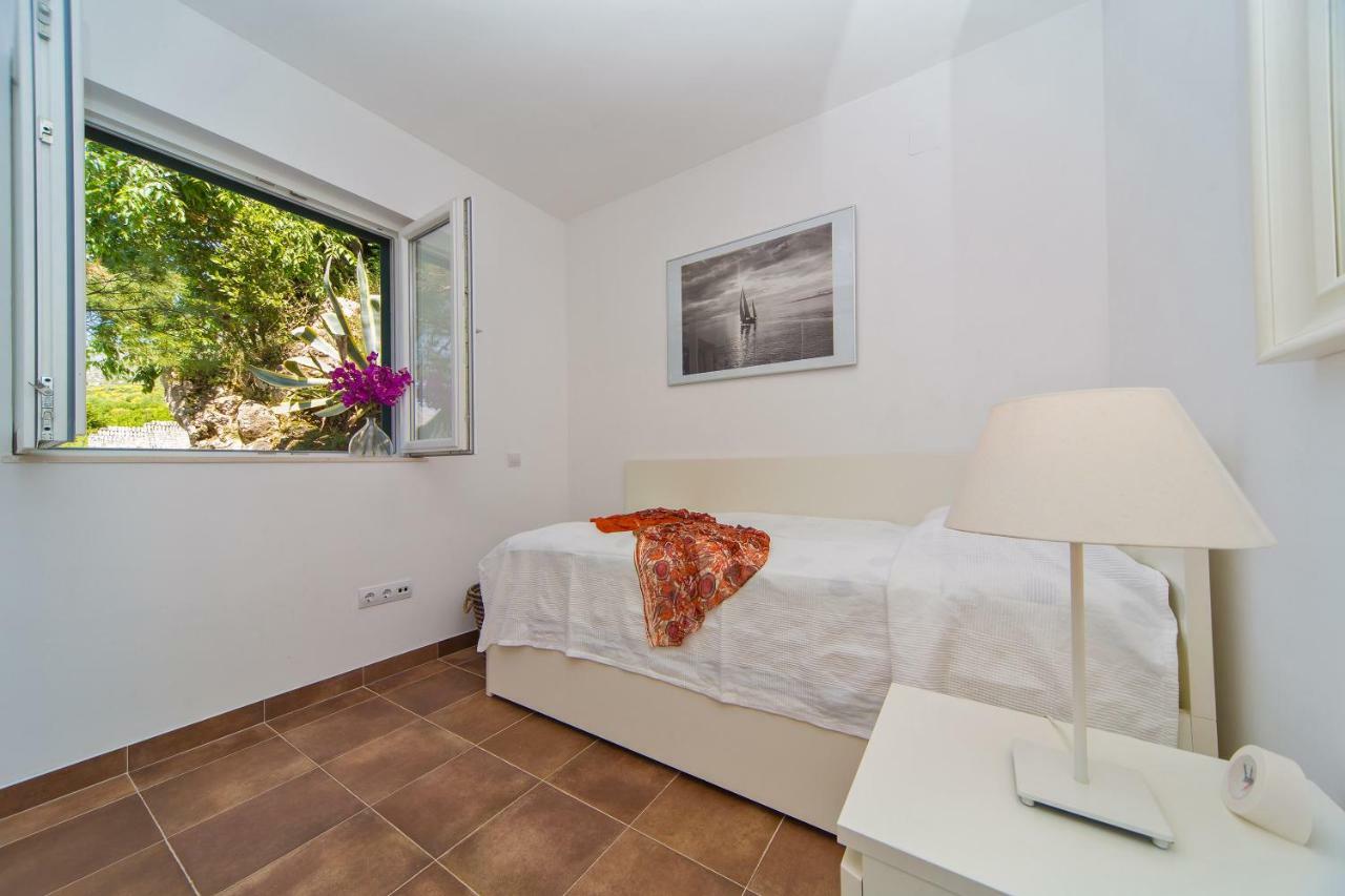 I Sassi Bianchi - West Villa Cavtat Exterior photo